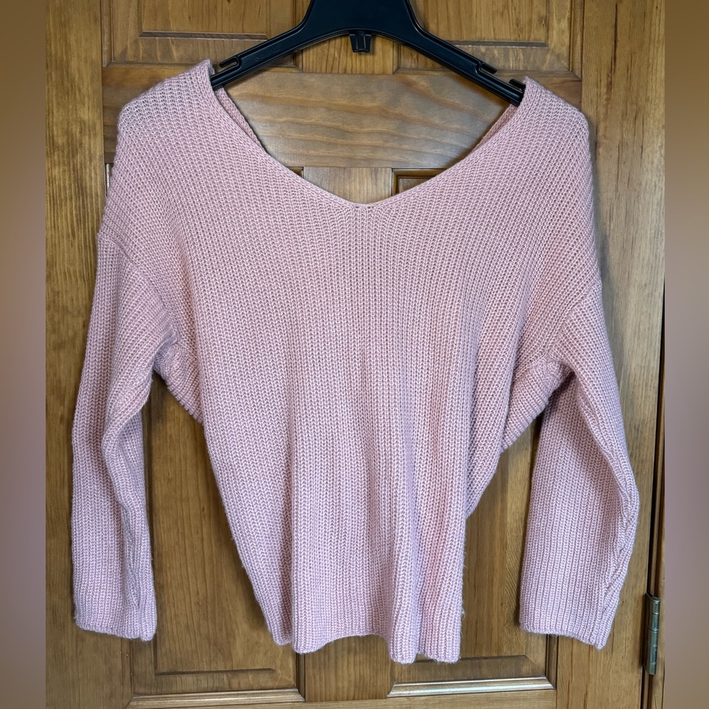 Light Pink Sweater with Twist Back